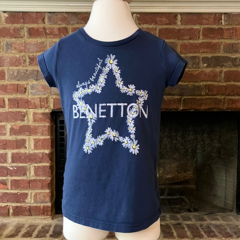 1/$5,... United Colors of Benetton Navy Short Sleeve T-shirt Girl size 4-5 EUC